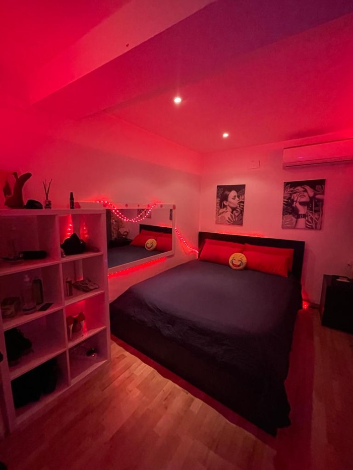 Se precisa chicas de 18 a 30 años