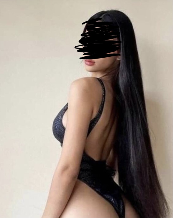 Hola me llamo Alicia y tengo 25 años
