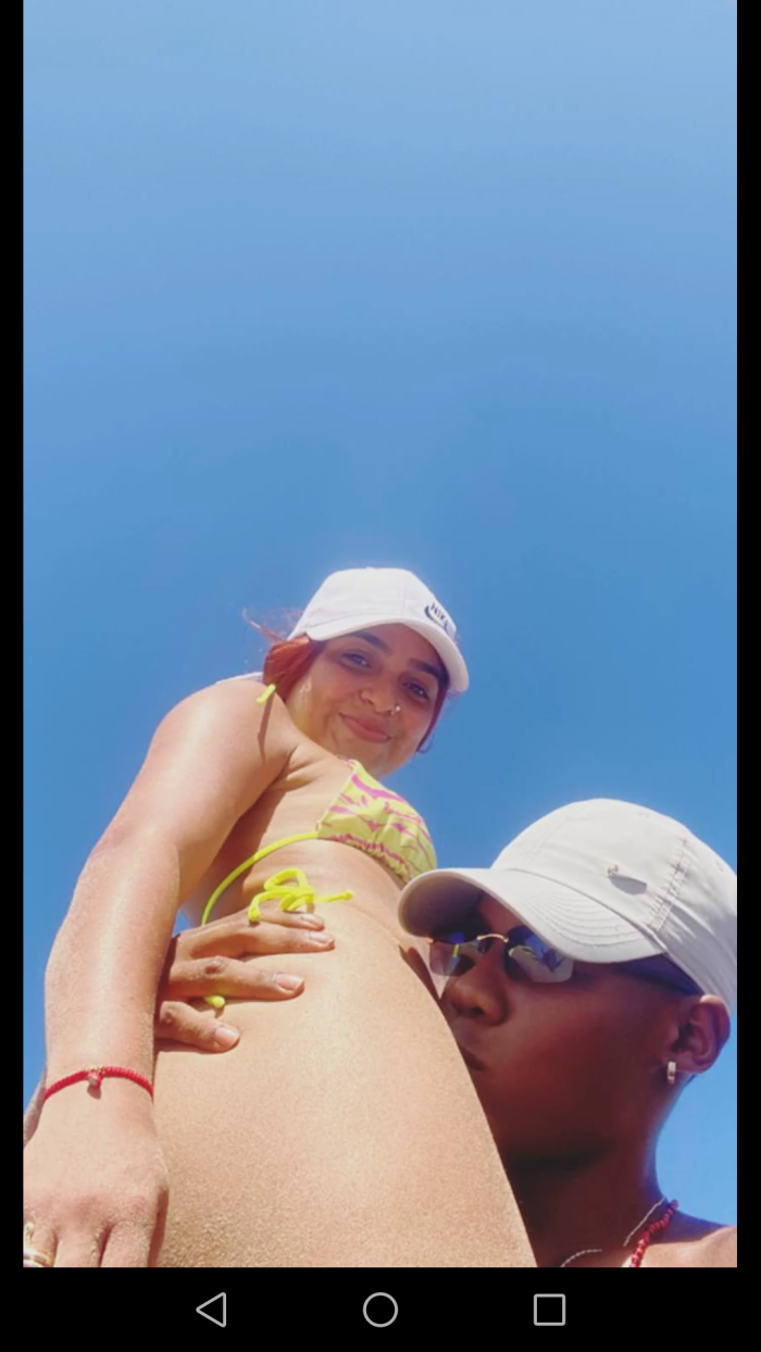 Hola somos una pareja caliente llamanos