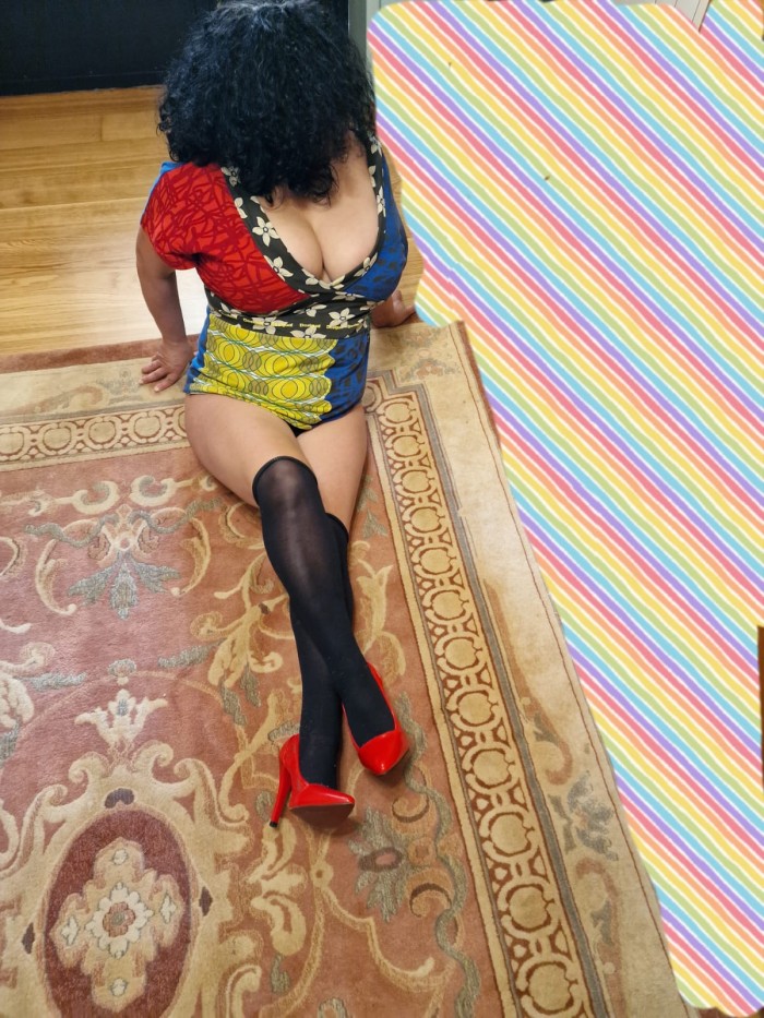 Madurita Española muy sexy para videollamadas