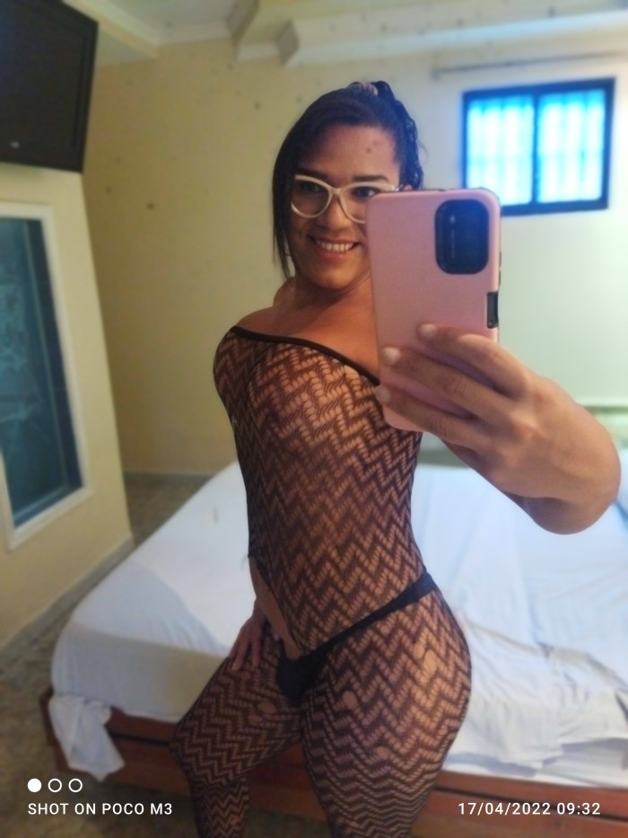 Trans latina caliente morbosa disponible en BCN