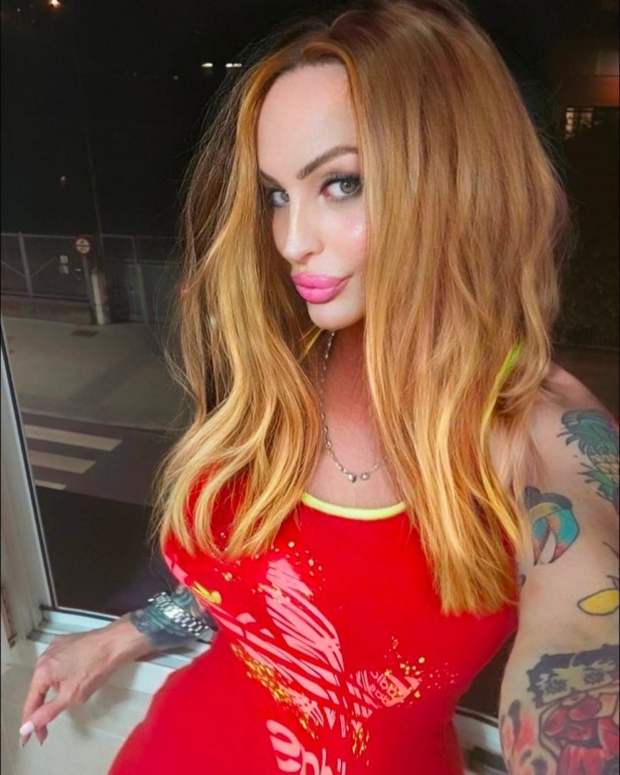 Reservada y Femenina Chica Trans Asturiana