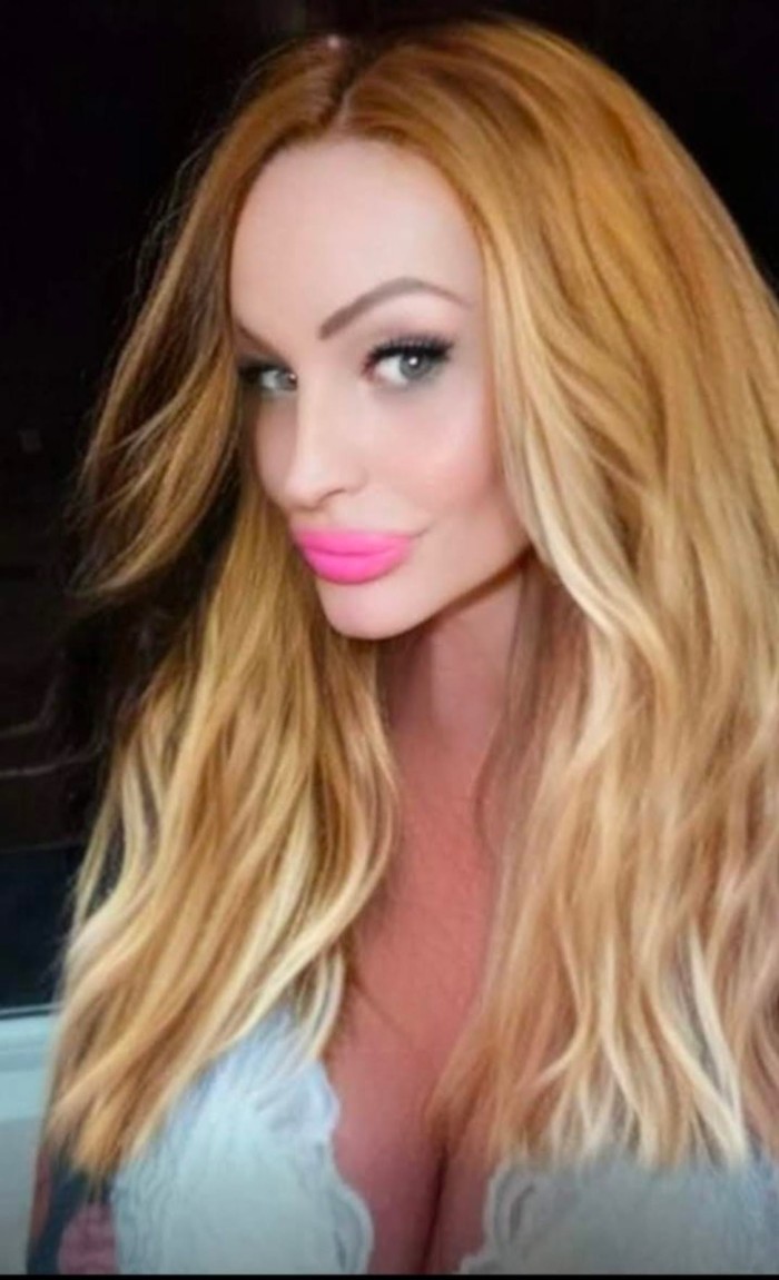 Reservada y Femenina Chica Trans  Asturiana