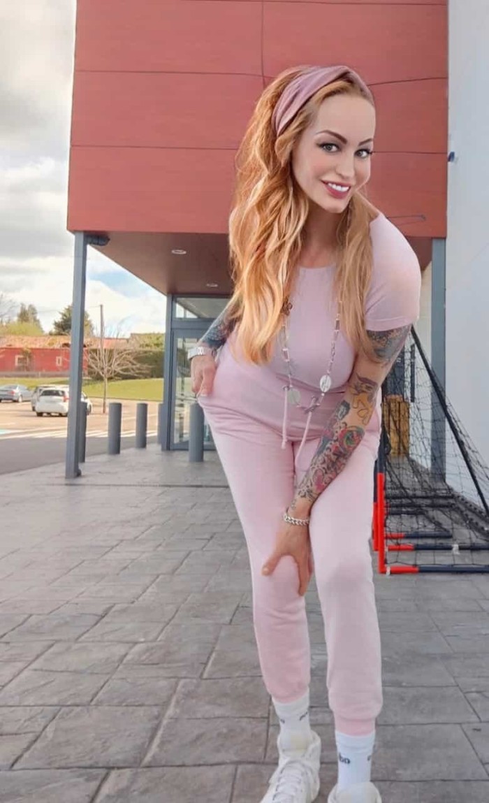 Reservada y Femenina Chica Trans  Asturiana