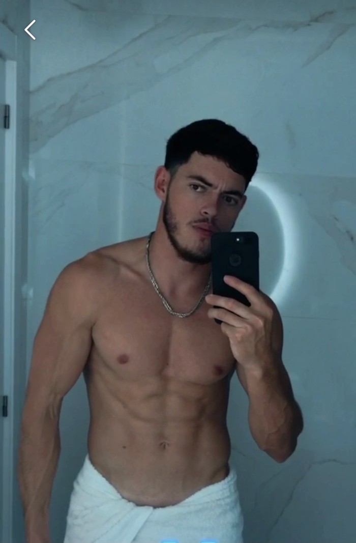 Latino masajista