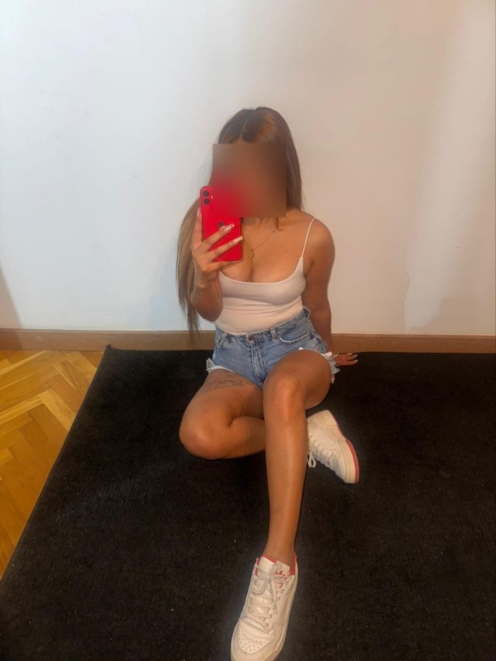 MASAJE CON FINAL FELIZ CÓRRETE EN MI BOQUITA