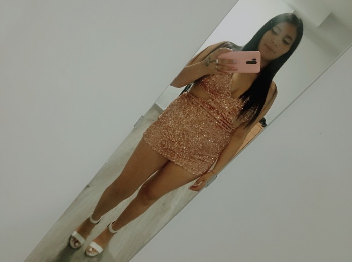JOVENCITA CON GANAS DE SEXO Y MUCHA FIESTA HAGO SA