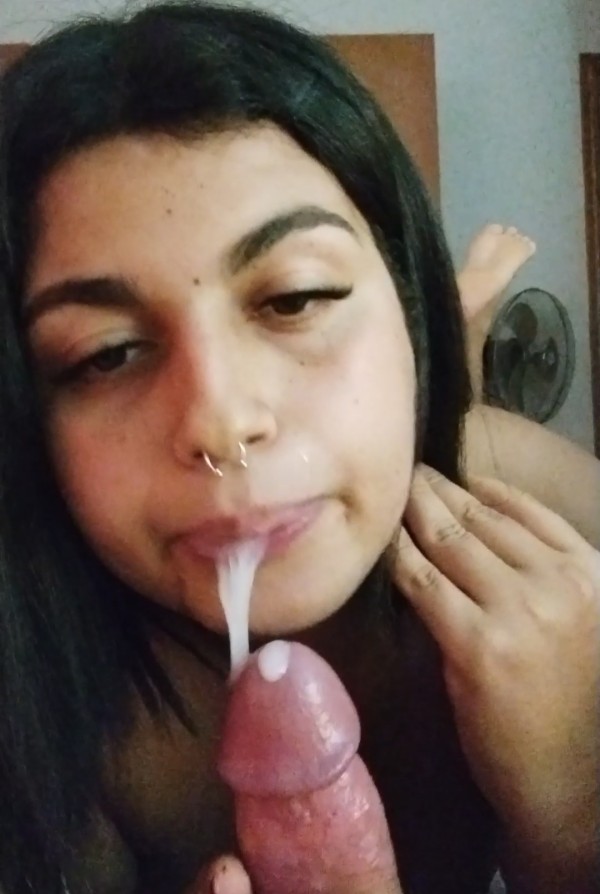 Nueva Chica TRANS . Dame tu leche en mi bocita