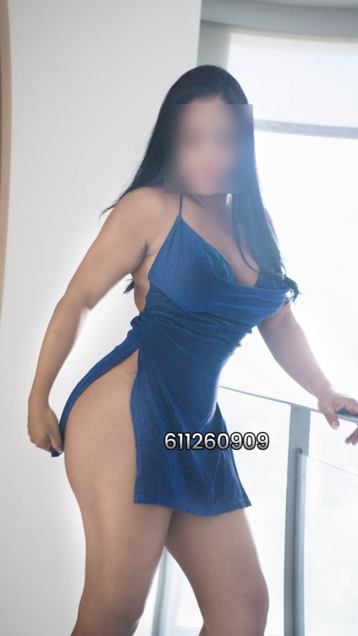 linda acompañante fiestera