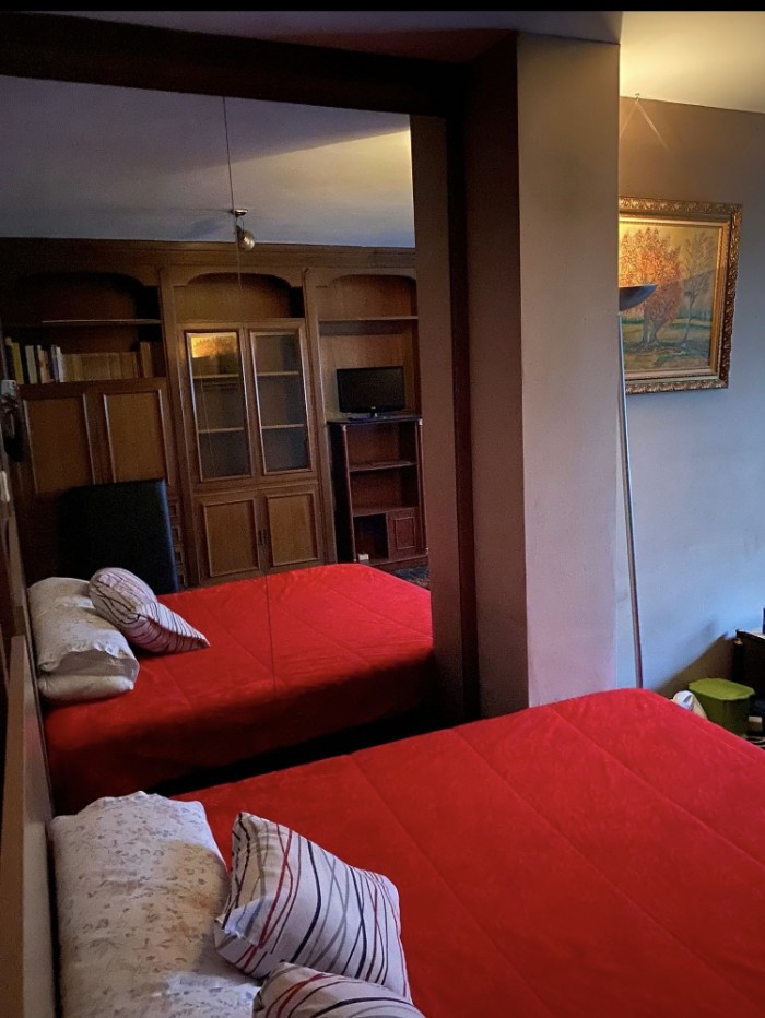 Alquilo habitaciones en valencia centro.