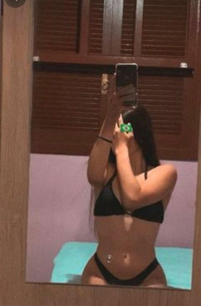 Naveda hermosa flaca latina