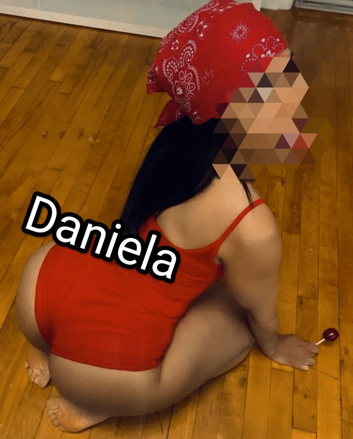 Daniela super sexi y fiestera