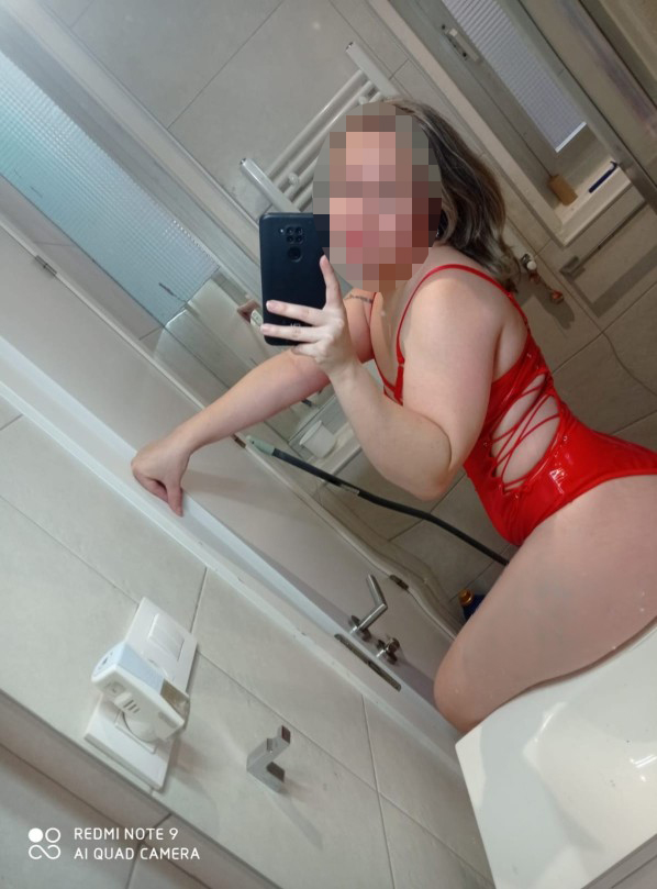 Lizz (22 años): Dulzura y Juventud
