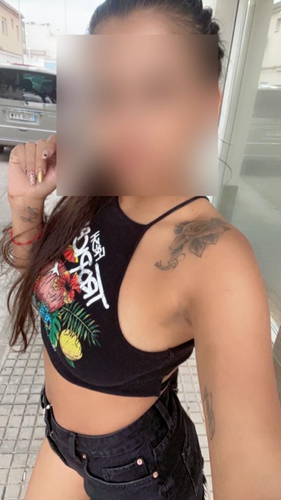 PAOLA EXTROVERTIDA Y PASIONAL DISPUESTA A TODO…