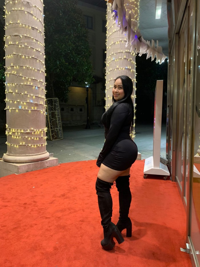 VALENTINA TU MUÑEQUITA PARA DISFRUTAR EN CASTRO