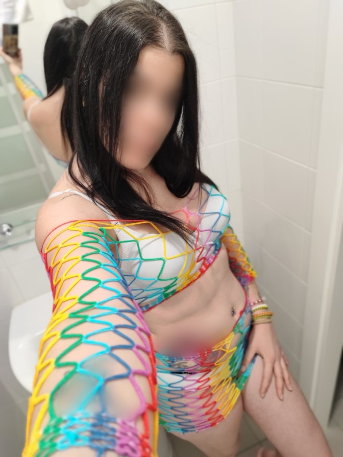 MIA 24 años sexy, sensual y muy SEDUCTORA.