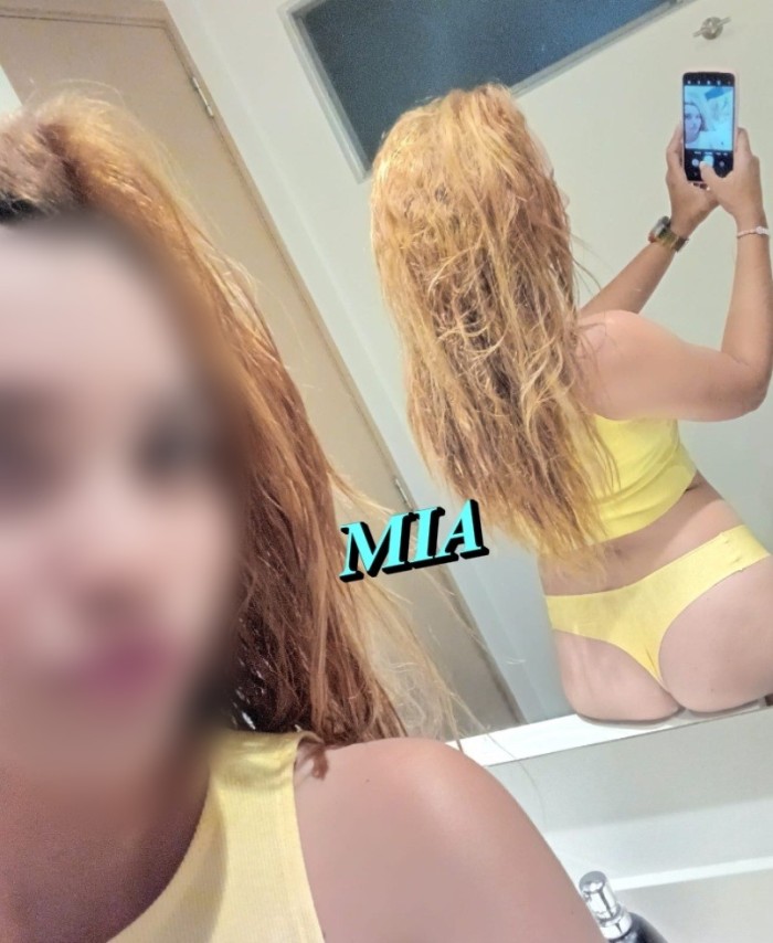 SUPER IMPLICADA Y BELLA TU MAMASITA COLOMBIANA.