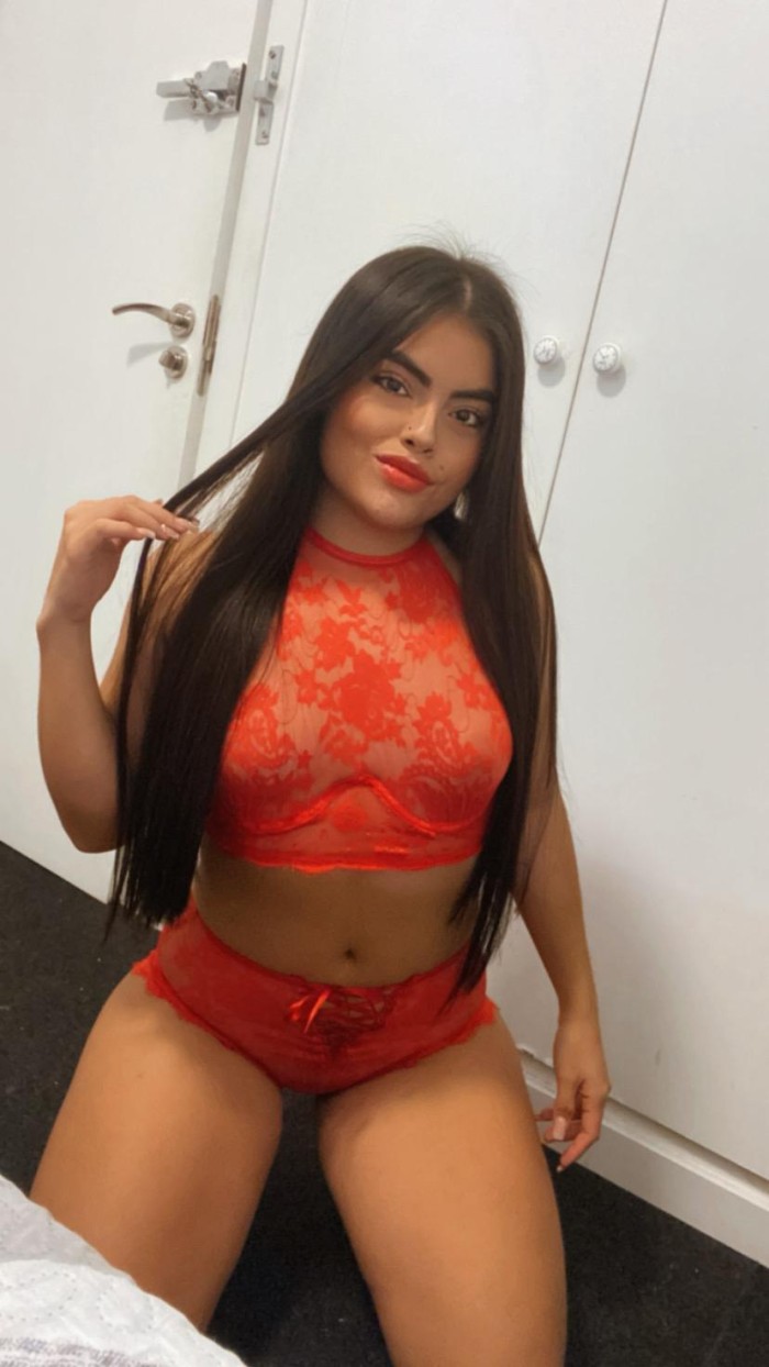 JOVENCITA MUY PROVOCATIVA Y SEXY