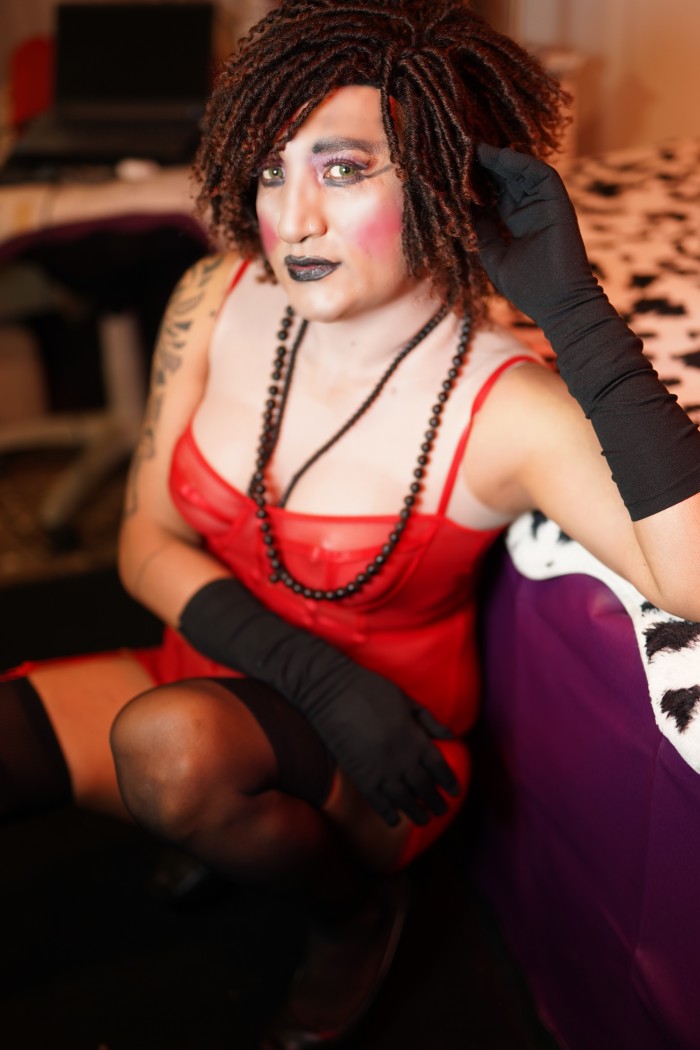 NENA MULATITA EN TATAMI ROJO