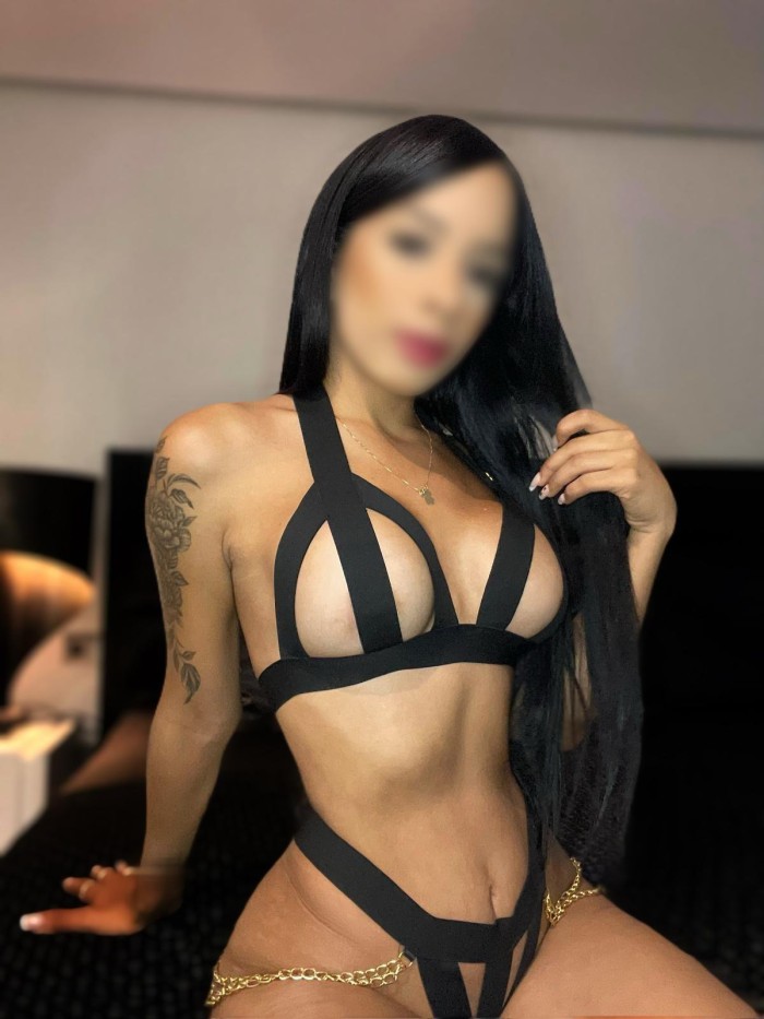 VENEZOLANA PARA SALIDAS A HOTEL EN BARCELONA