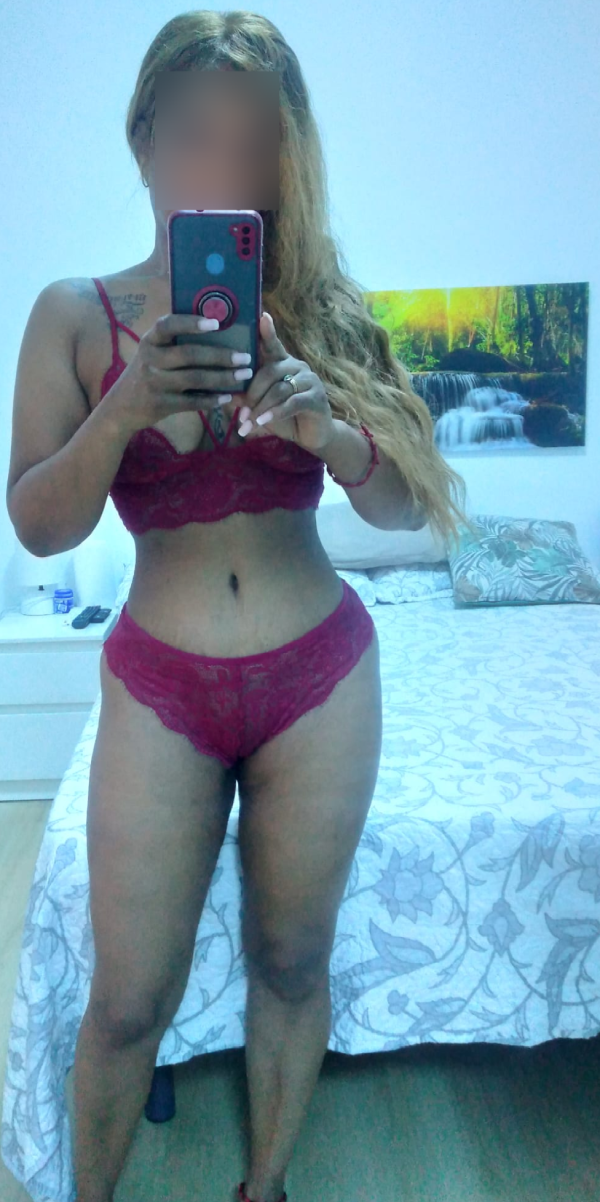 TU CAPRICHO…GUAPA LATINA ¡UN CUERPAZO PARA PECAR! SALIDAS 24/7