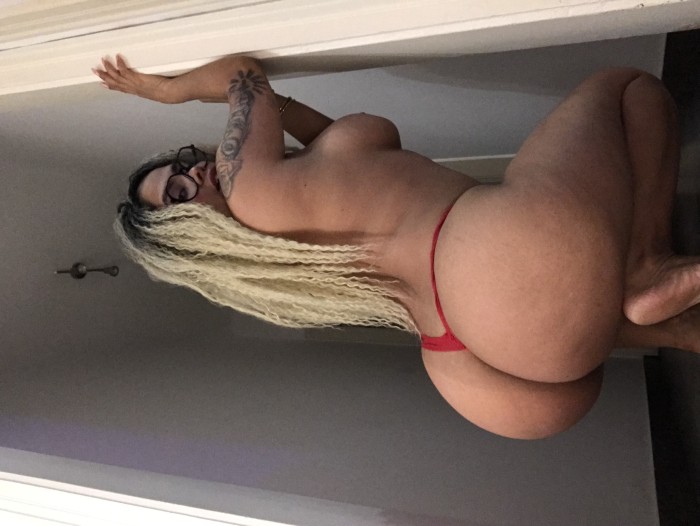 Hola soy Sasha un linda latina Calentita por Dentr