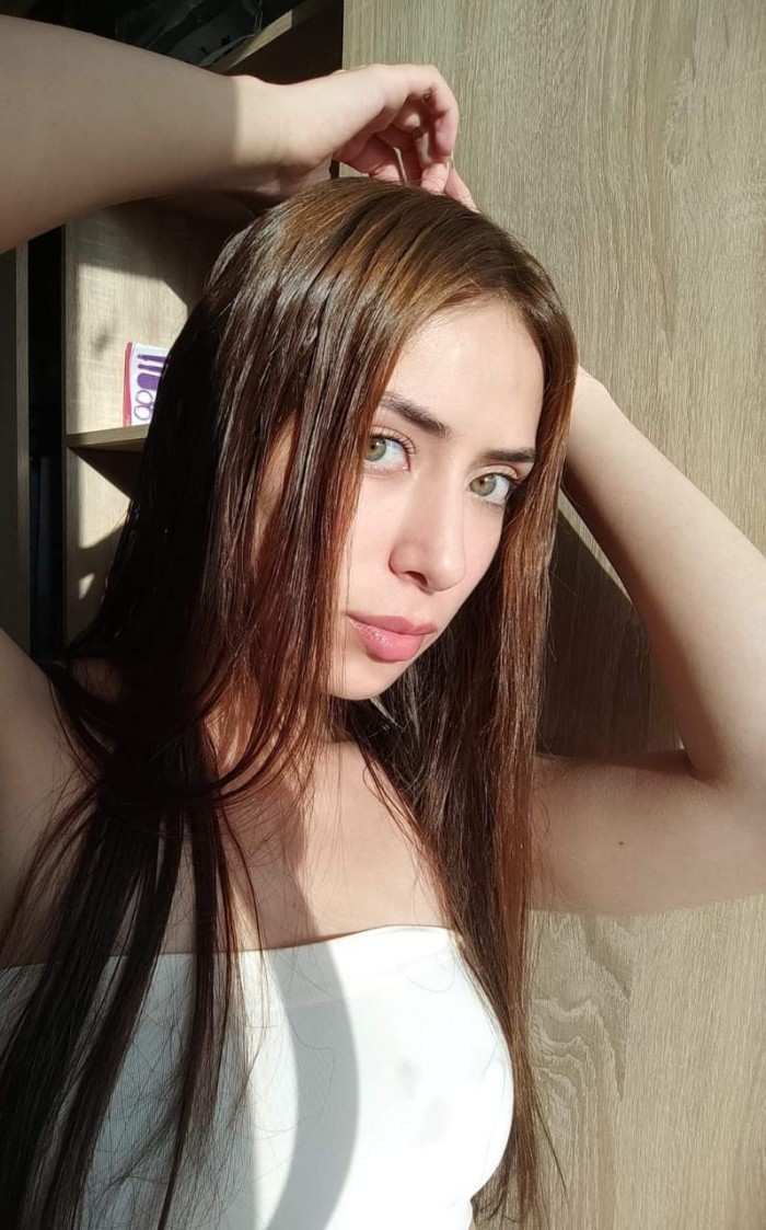 JOVENCITA COLOMBIANA PARA MASAJES EN BCN