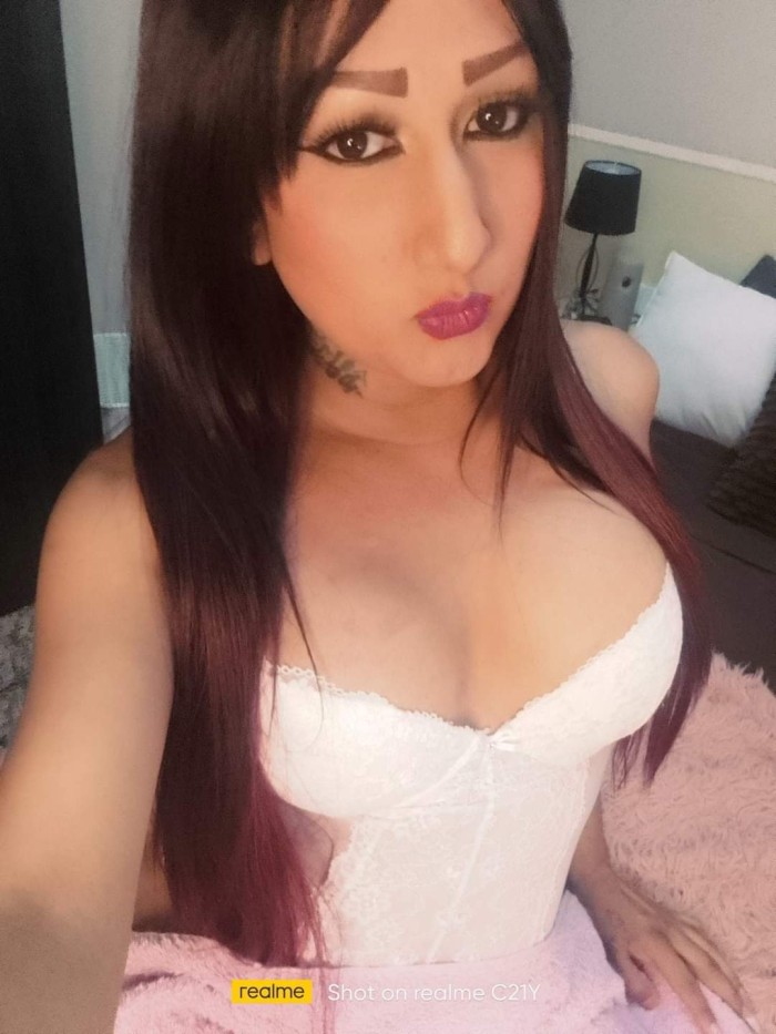 Hola soy pala una chica transexual. En cartagena
