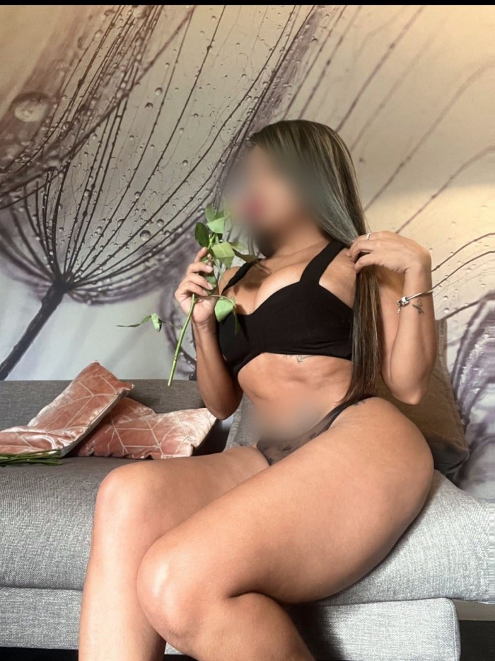 VEN A DIVERTIRTE CON MI CUERPO