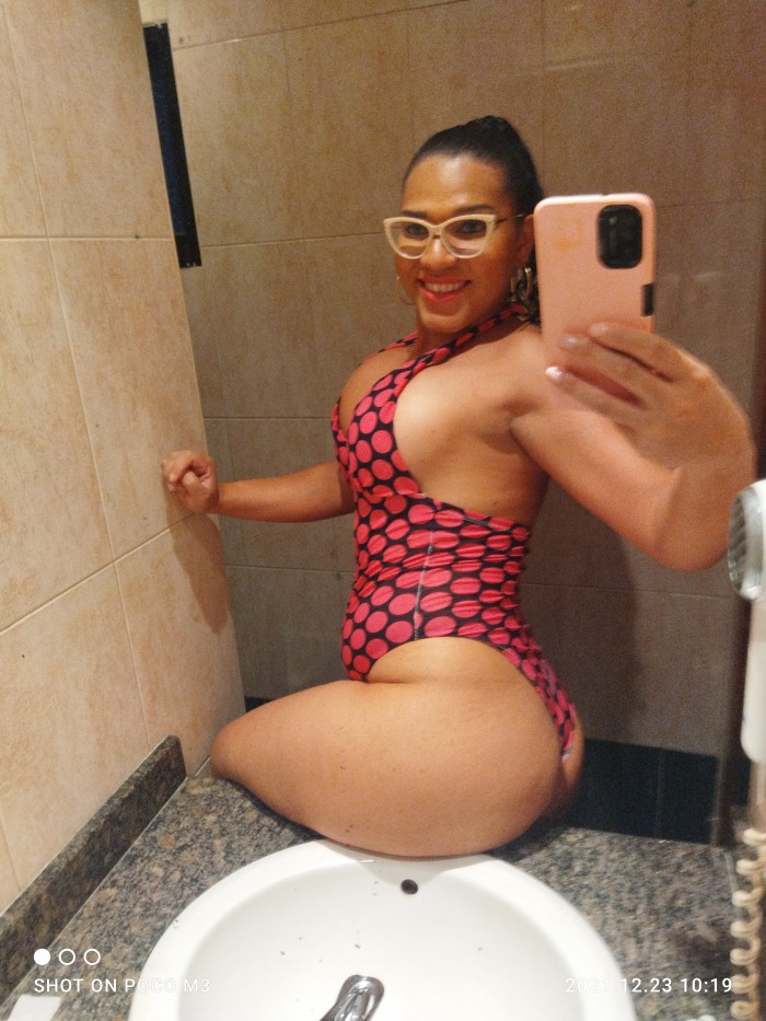 Finde de placer morbo y sexo trans en BCN disponib