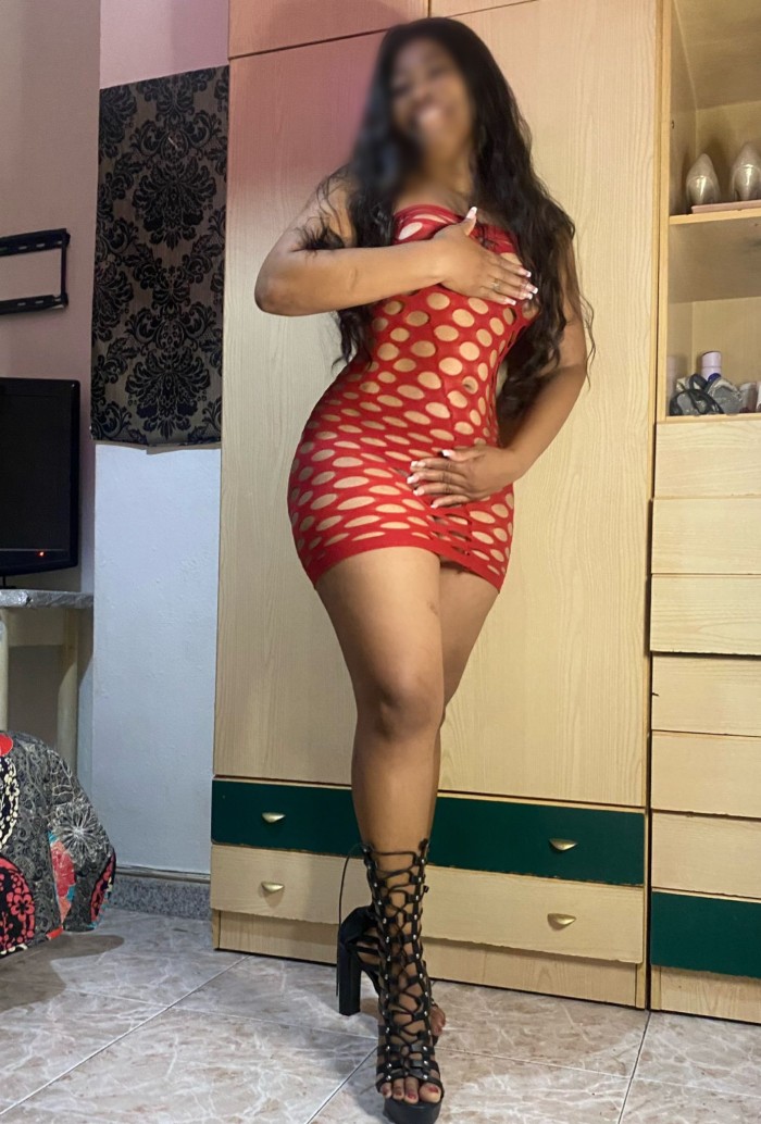 NUEVA EN TU CIUDAD MORENAZA ARDIENTE LATINA