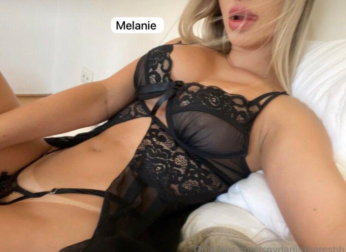 RUBIA EXPLOSIVA