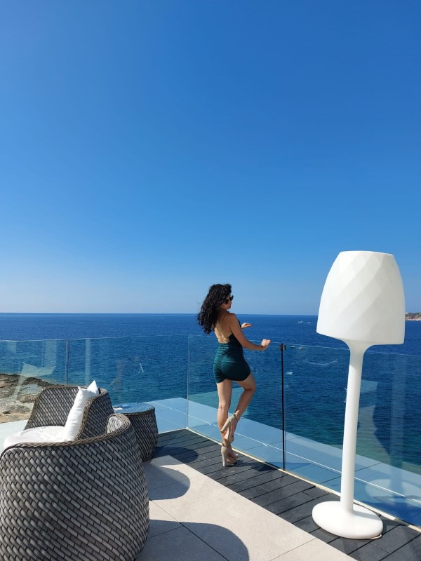 Noah chica delgadita, dulce / slim and sweet girl