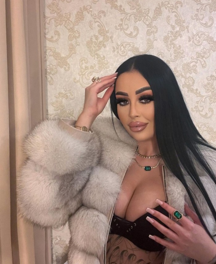 COMPAÑIA LATINA MICHELL