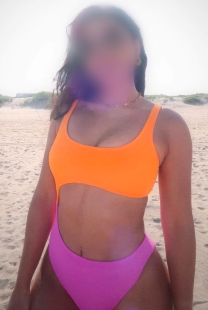 DELGADITA DE CULO RESPINGO TRATO DE NOVIOS SALIDAS