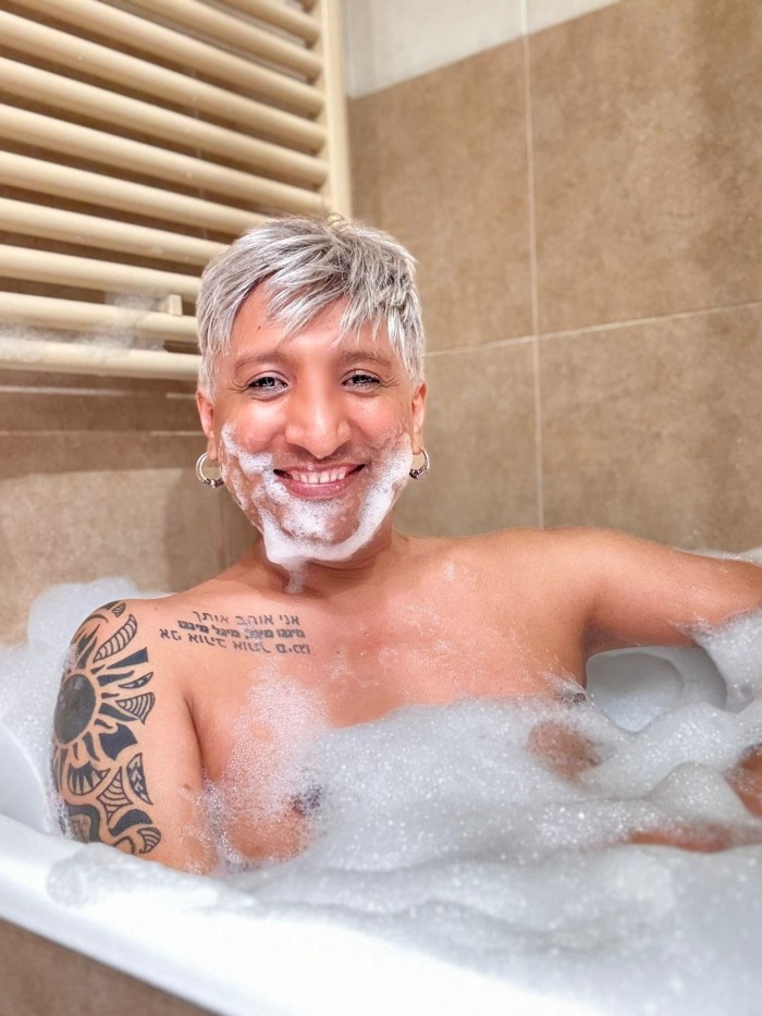 SOLO A MADUROS Y CASADOS EN BCN