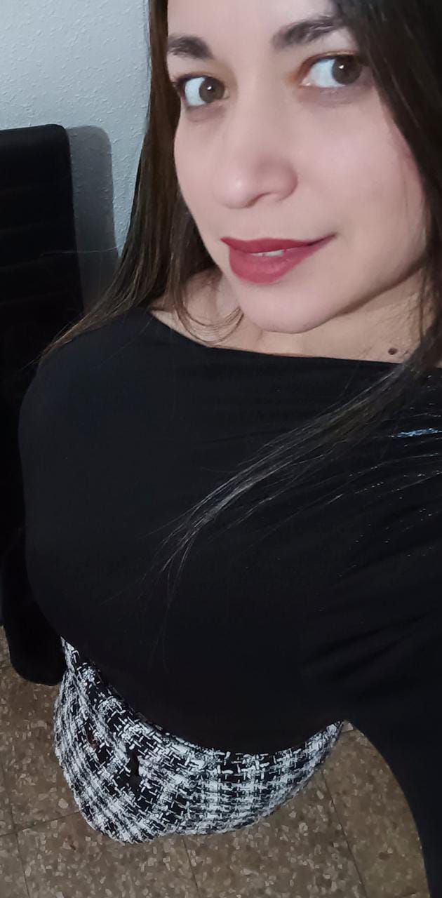 SARA LATINA APASIONADA Y ARDIENTE SALIDA 24 HORAS