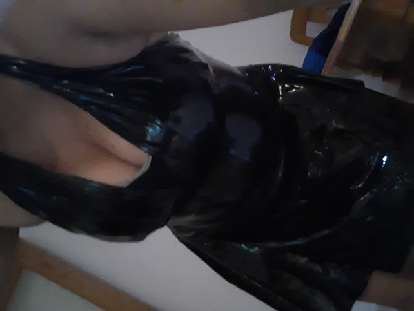 Masaje relate  manos  de seda