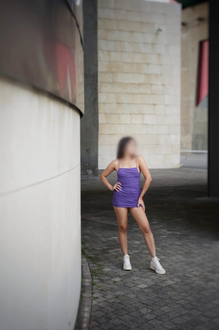 Flor una Chica fiestera en Reinosa