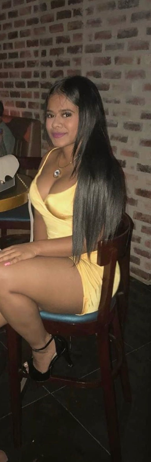 MI CHOCHITO ESTA A LA ESPERA DE MUCHO SEXO