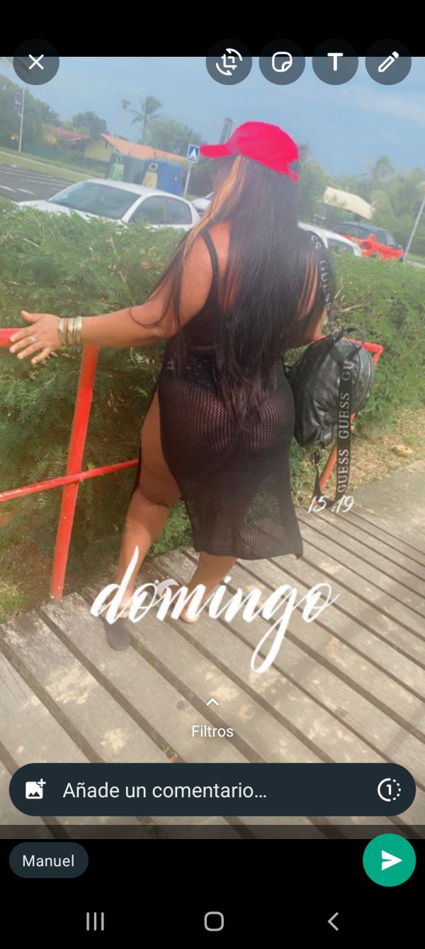 Soy una rica y extrovertida latina recién llegada