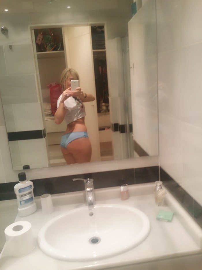 Masajista ESPAÑOLA ESTOY EN ELDA NO EN ALICANTE CHICOS