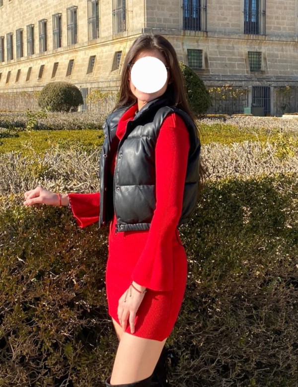 En Villalba.ESPAÑOLA,de 22 años .