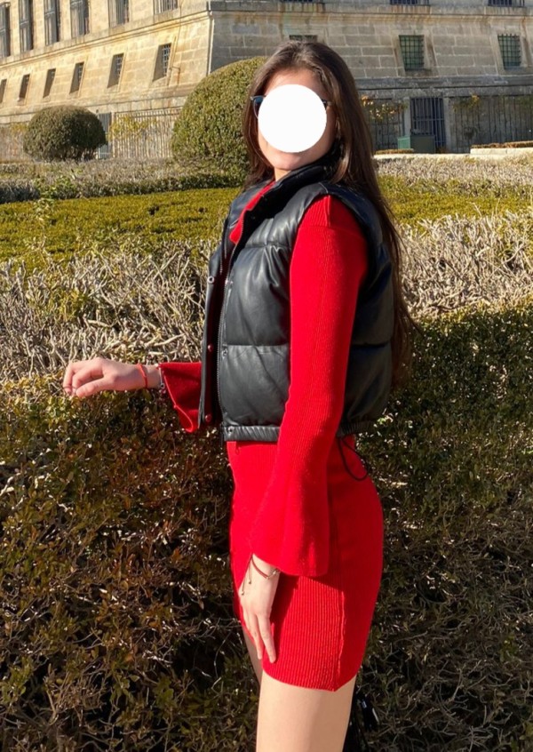 En Villalba.ESPAÑOLA,de 22 años .