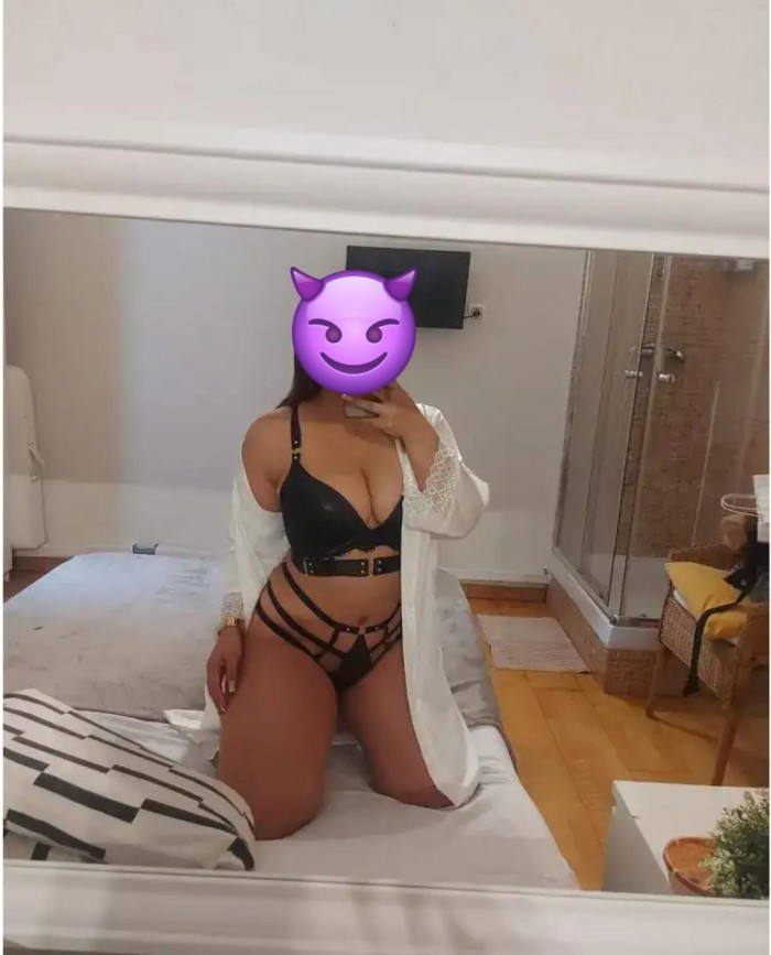 TU LATINA MAS CALIENTE