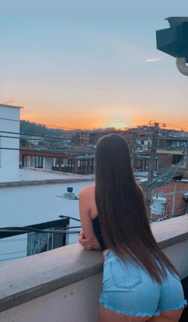 TU LATINA MAS CALIENTE