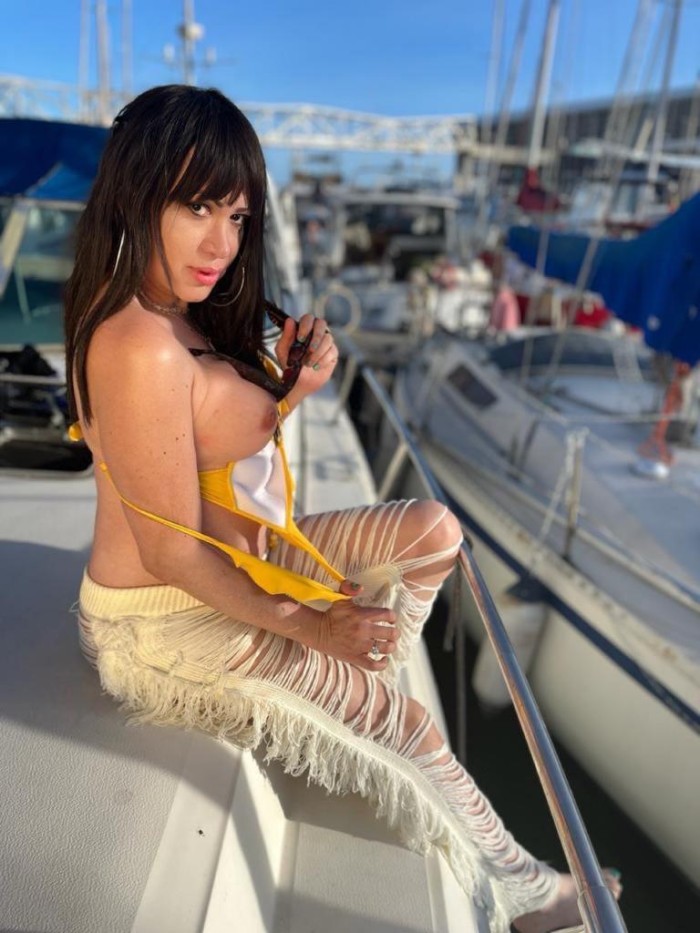 MASAJES? CARICIAS, Barcelona SANTS, BADAL. LES CORTS