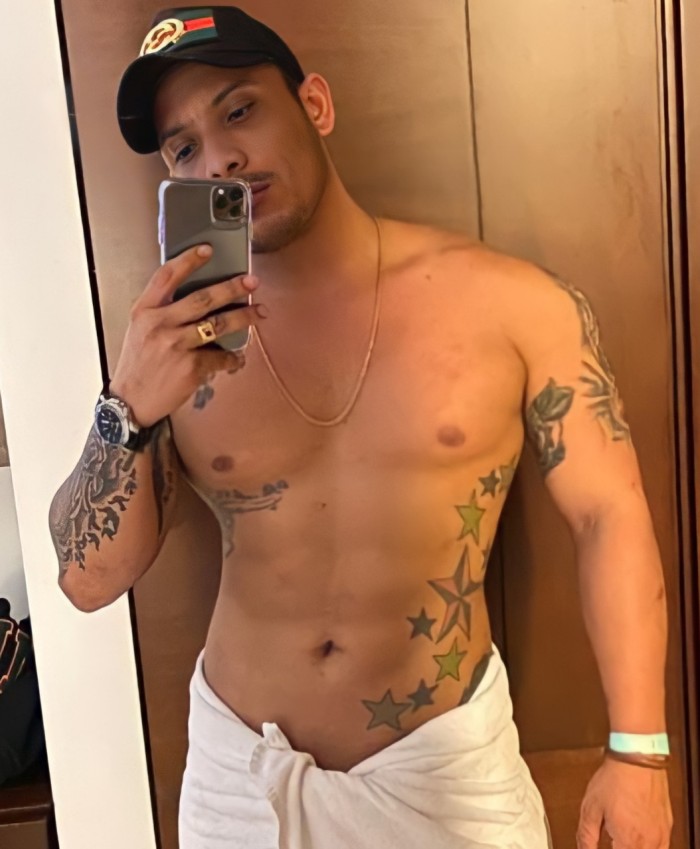 Kevin pollón masajista
