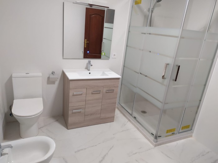¡OJO,NO 24 HORAS!.ALQUILER HABITACIÓN EN TORRELAVEGA CENTRO (NO 24 HORAS)