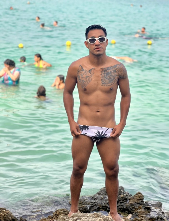 ANDY MORENO LATINO Xl